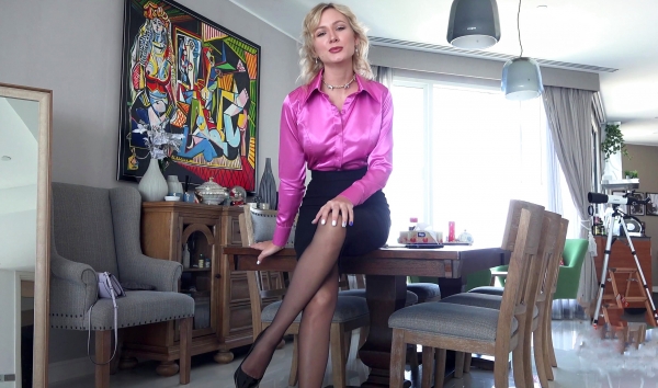 Не важно, что я мама твоего друга – трахни меня страстно и глубоко!