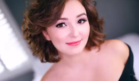 Порно-кастинг: Попала и сорвала первые лёгкие бабки на жарком первом сексе!