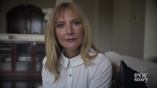 Сначала кончи в сочную мамашу, потом трахни дочь! Русское порно с озвучкой