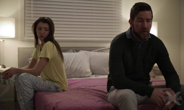 Ой, папочка, твой огромный хуй ебёт меня в экстазе! Отчим трахает 20-летнюю падчерицу (Инцест порно с русской озвучкой)