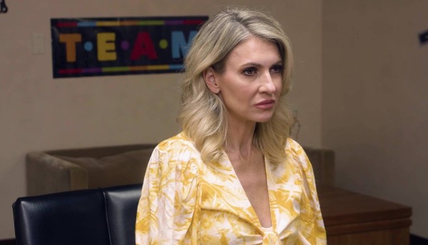 Сын нюхает трусики старшекурсниц – трахну мамашу жестко в наказание! (Секс с мамкой + русский перевод)